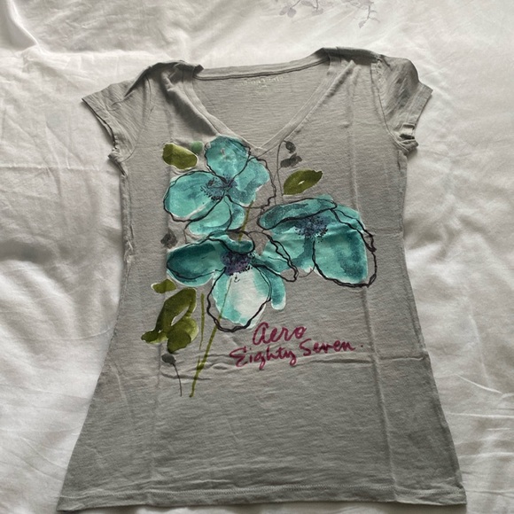 Aeropostale Tshirt size M - Picture 1 of 7